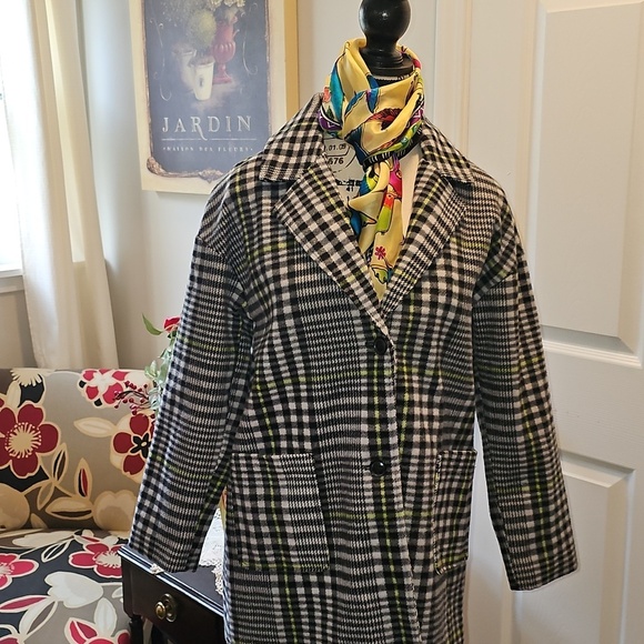 Thereabouts Women's Plaid Black, Gray, and Green Classic Peacoat - Picture 6 of 16